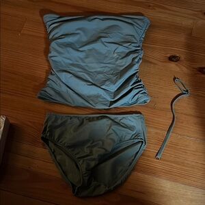 VENUS Teal Strapless Bikini Set